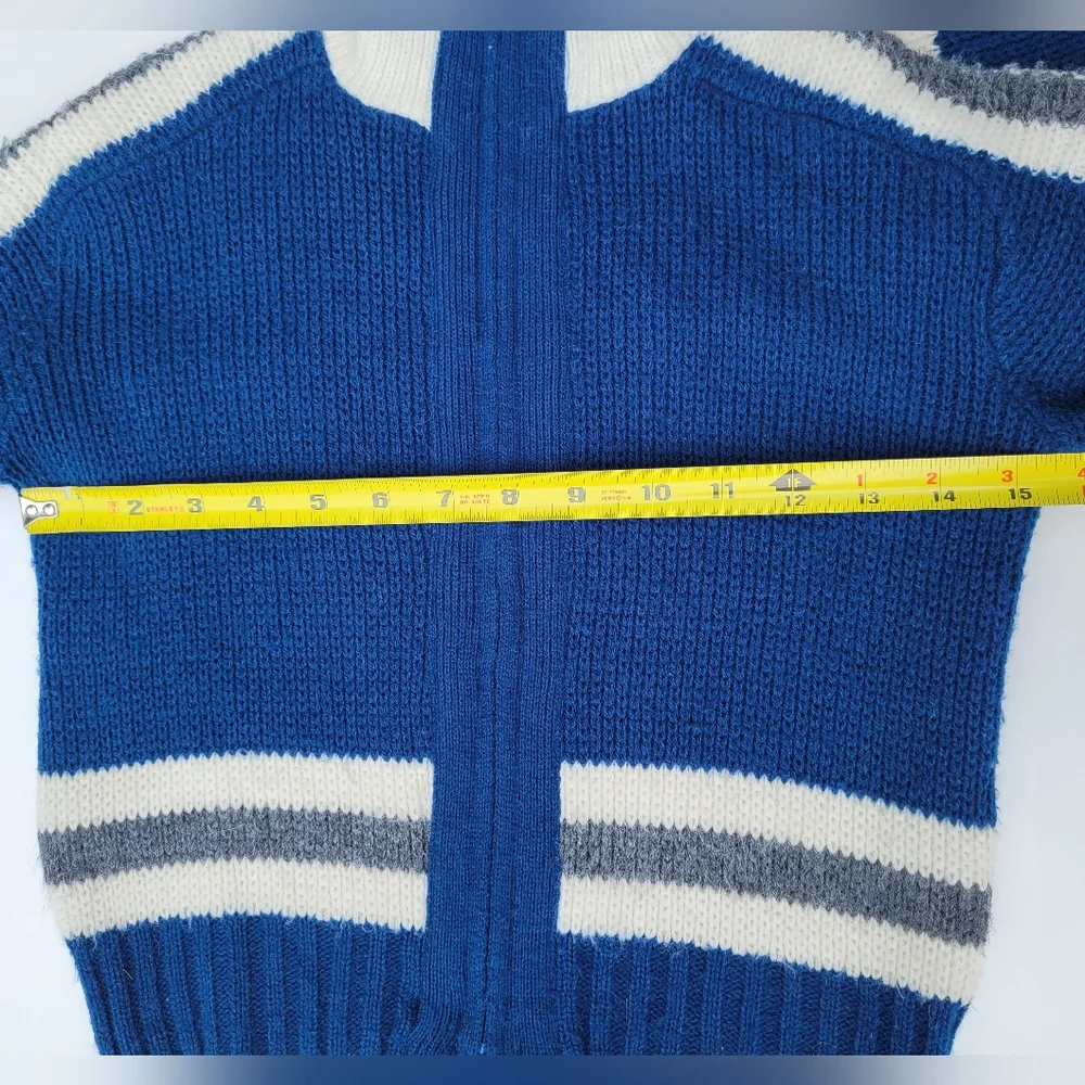 Vintage wool blue and white zip up turtleneck cardigan sweater